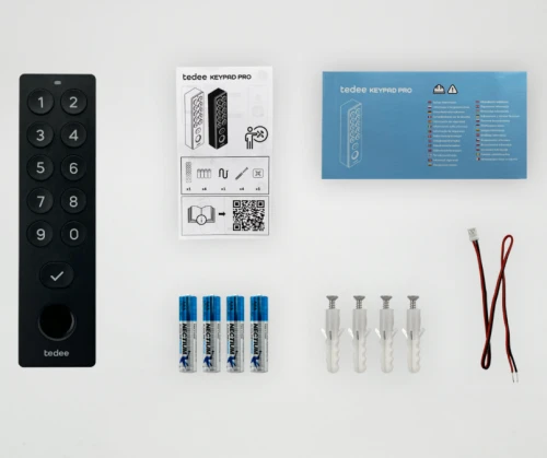 TEDEE-KEYPAD-PRO-BOX-CONTENT.png